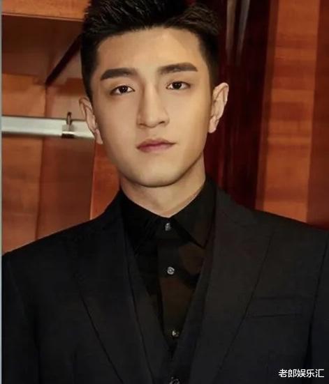 爆料娱乐圈金瀚是谁,娱乐圈新晋实力派演员,揭秘其爆红背后的故事 第2张 爆料娱乐圈金瀚是谁,娱乐圈新晋实力派演员,揭秘其爆红背后的故事 第2张